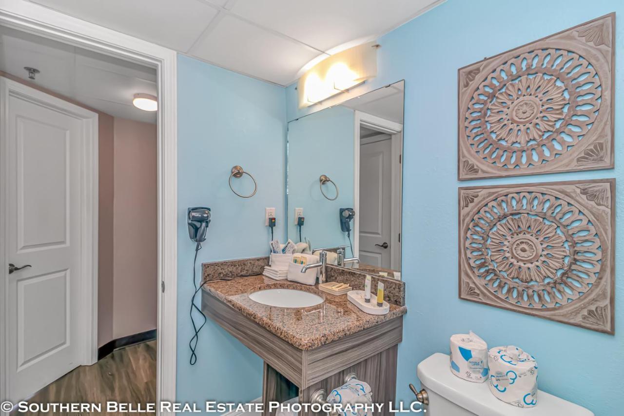 Ocean View Double Suite With Beautiful Decor And Accents Caravelle Resort 1504 Sleeps 6 Guests マートルビーチ エクステリア 写真